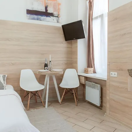 Apartament невеликі смарт в центральній частині біля тц магнус Lwów