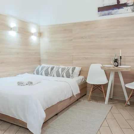 Апартаменты невеликі апартаменти-смарт в центральній частині біля тц магнус