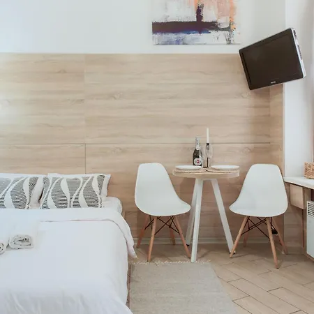 невеликі смарт в центральній частині біля тц магнус